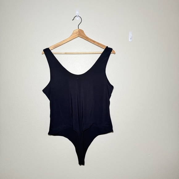 #0035 Leith | Bodysuit - Picture 3 of 3